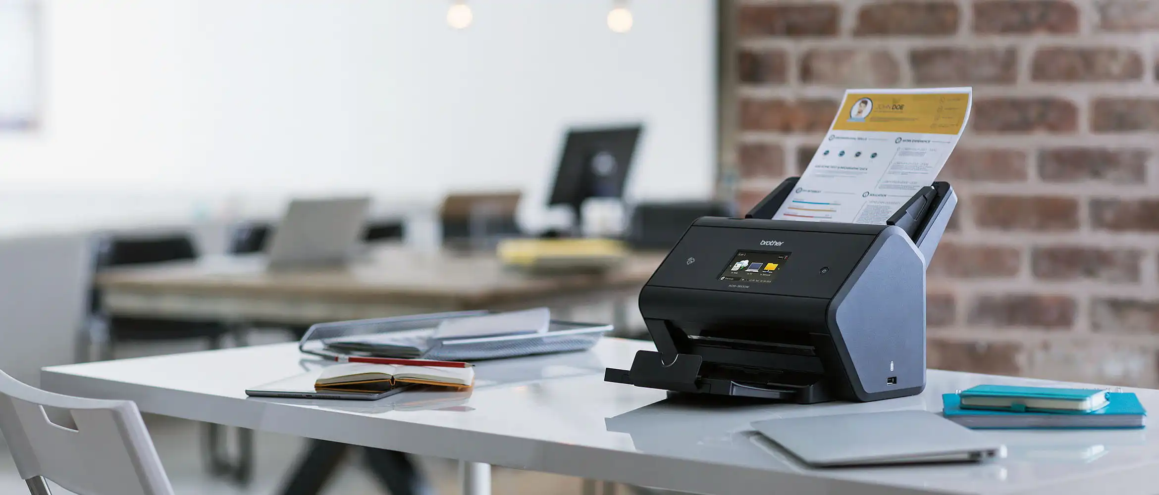 Brother ADS-3600W scanner